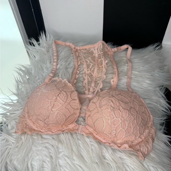 PINK Victoria’s Secret Bras Size 32C - Picture 1 of 3